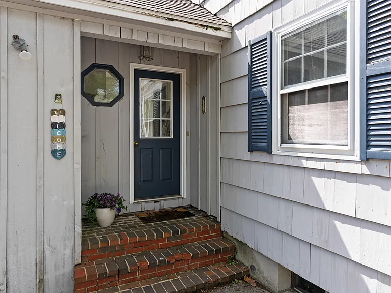 88 Anderson Ave — Photo 39