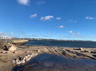 34 Ashley St, Dartmouth, MA 02748