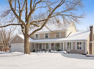 129 Knockderry Ln, Inverness, IL 60067