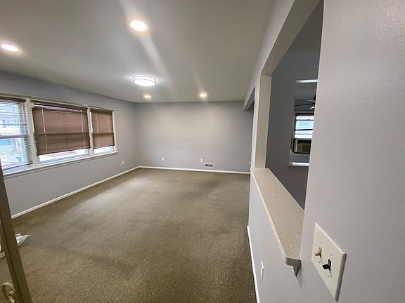 4th image of 31 Xenia St Floor 2