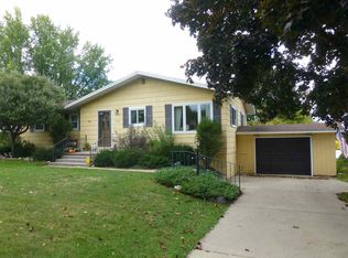 806 S 10th St, Wausau, WI 54403