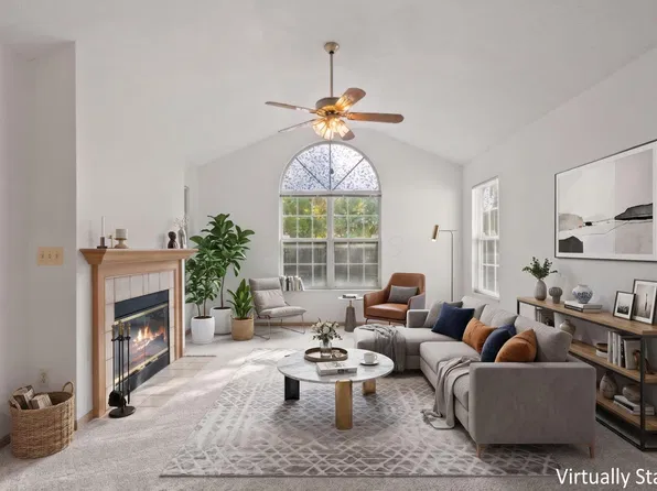 263 Villa Oaks Ln, Columbus, OH 43230