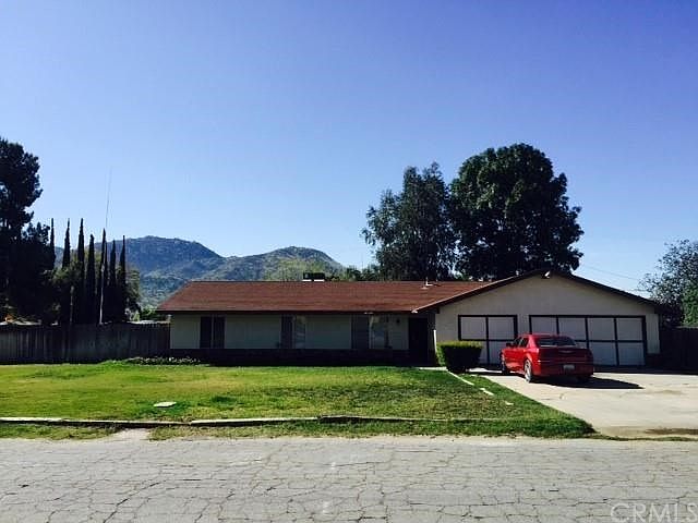 1st image of 28855 Bay Ave