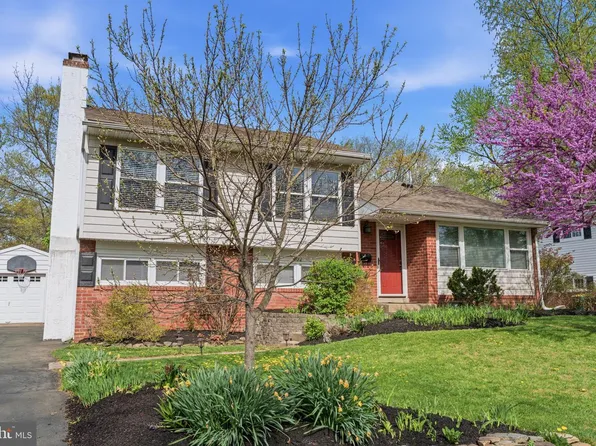 502 Stevens Rd, Morrisville, PA 19067