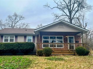 36 7th Dr, Decatur, IL 62521