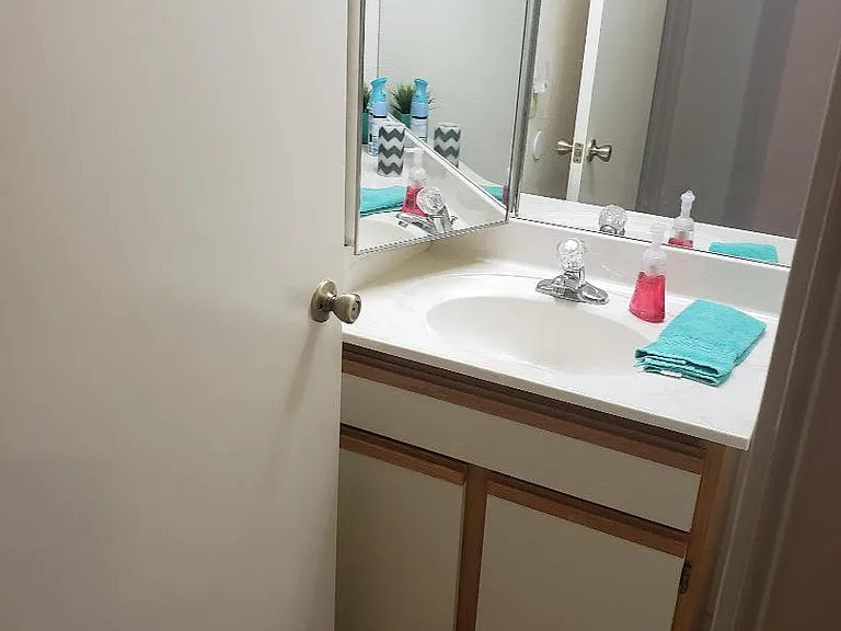 1650 Smoketree Ave S #220 — Photo 19