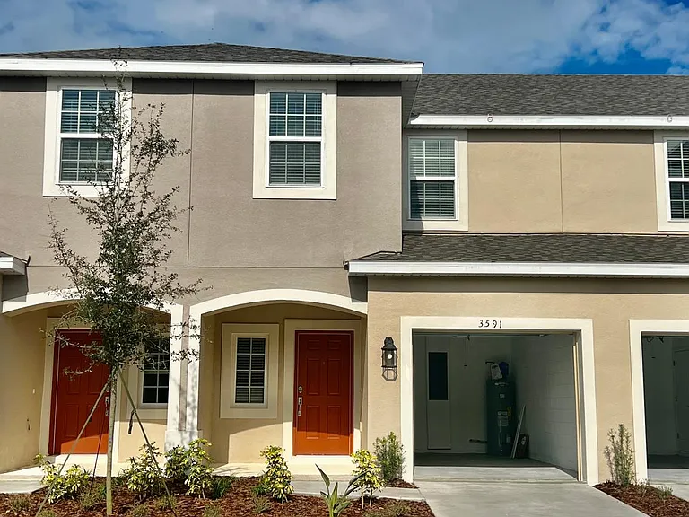 3591 Davenport Creek Ct — Photo 2
