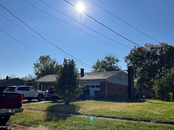 2nd image of 807 Crowden Dr