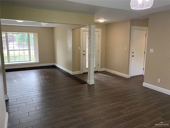 2nd image of 5707 Ceniza Dr
