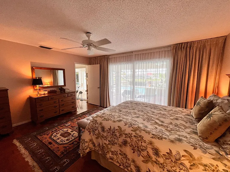 1530 San Marino Ct — Photo 17