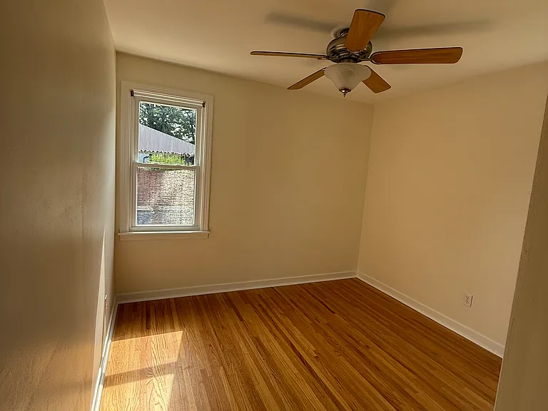 113 Argyle Ave #1 — Photo 13