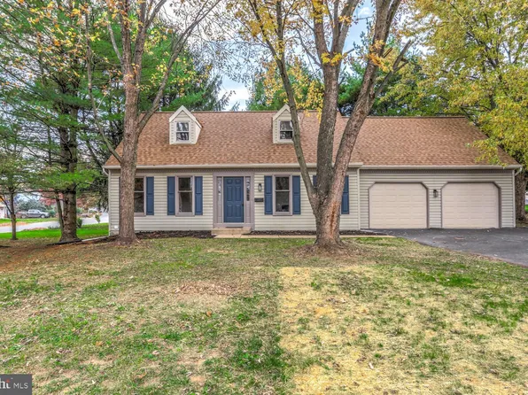 50 Brown Rd, Ephrata, PA 17522