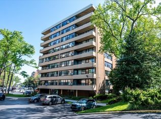 16715 12th Ave APT 4B, Flushing, NY 11357
