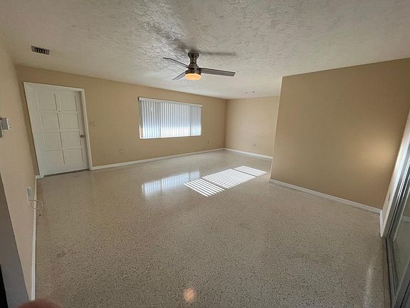 3rd image of 4609 Naomi Ridge Ln