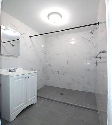 Rented by Moss Realty Company | media 25