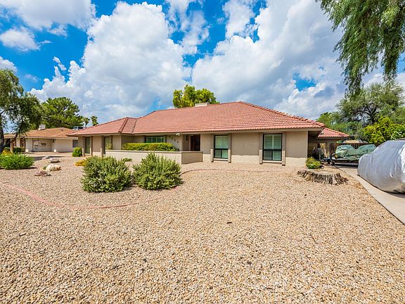 3rd image of 5026 E Oakhurst Way