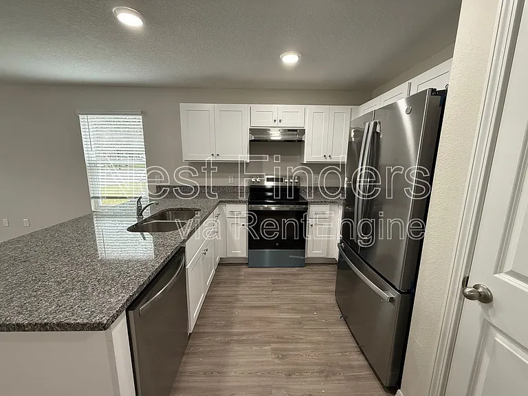 11454 Oakfield Ct #102 — Photo 7