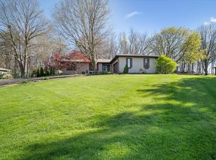 9375 Hilltop Ln, Bloomington, IL 61705