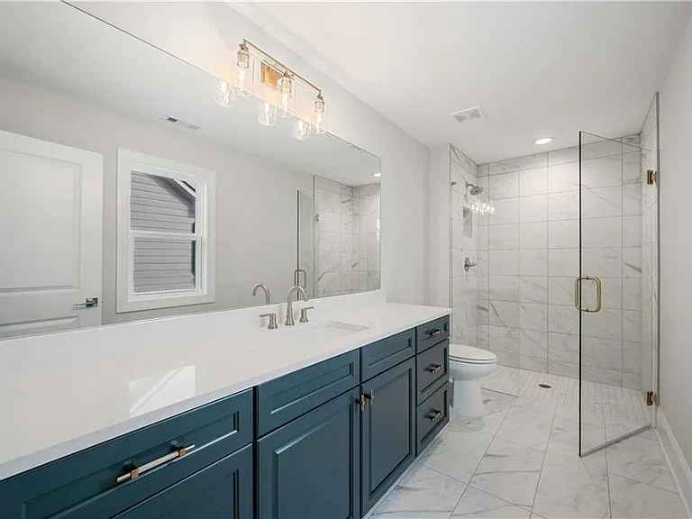 126 Spaulding Ln — Photo 32