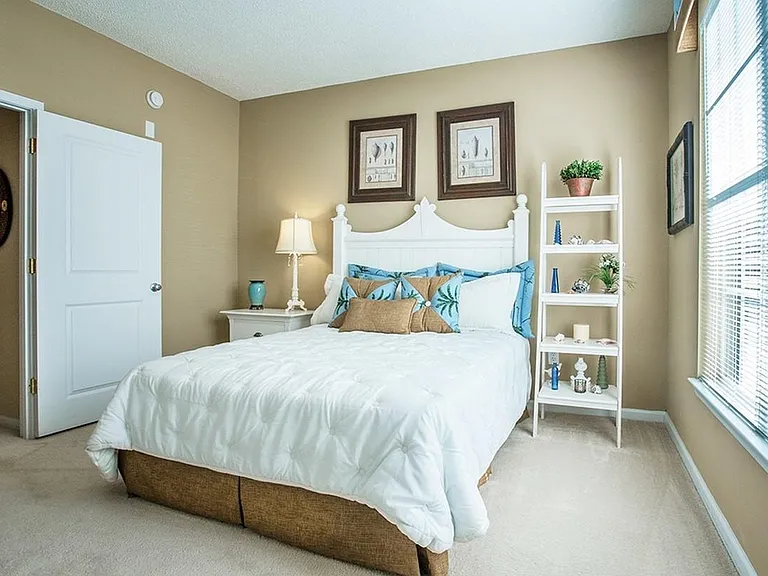 Sleep in luxury in a cozy apartment bedroom