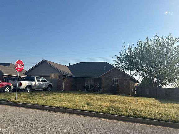 2nd image of 456 Timberidge Rd
