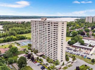 2625 Regina St #507, Ottawa, ON K2B 5W8