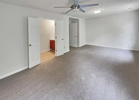 2nd image of 68 Oak Green Dr #A