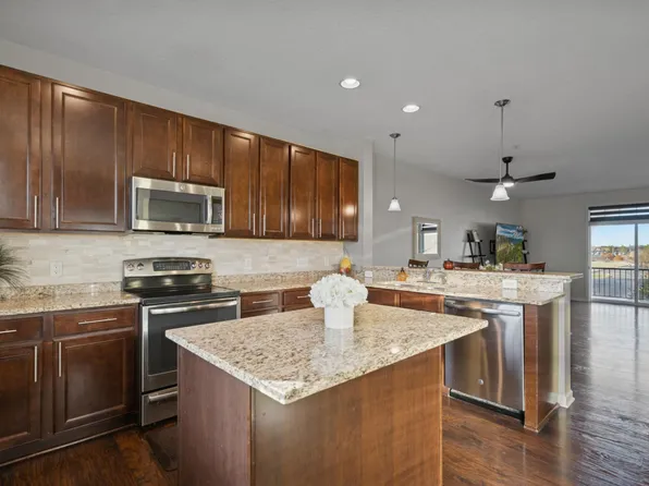 8961 SW Village Loop, Chanhassen, MN 55317