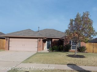 4805 Jay Matt Dr, Yukon, OK 73099