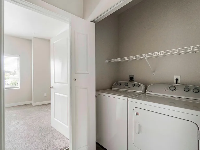 Arbor Crest Apartments — Photo 31