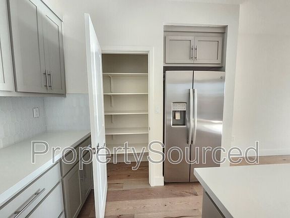 4th image of 17964 Kelburne Ct