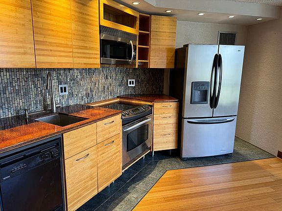 2nd image of 300 Wai Nani Way APT 918