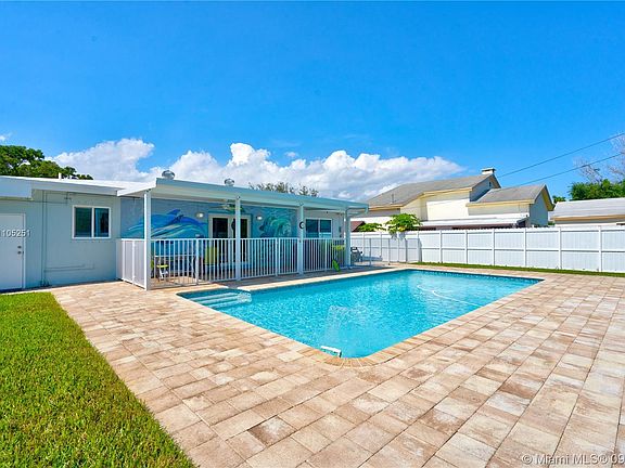 2nd image of 9440 Jamaica Dr