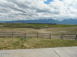 3rd image of 38776 Sloan Buttes Dr