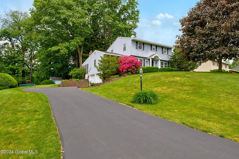 2nd image of 14 Ramble Lane