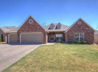 7007 N 120th East Ave, Owasso, OK 74055