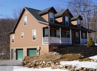88 Lookout Rdg, Hedgesville, WV 25427