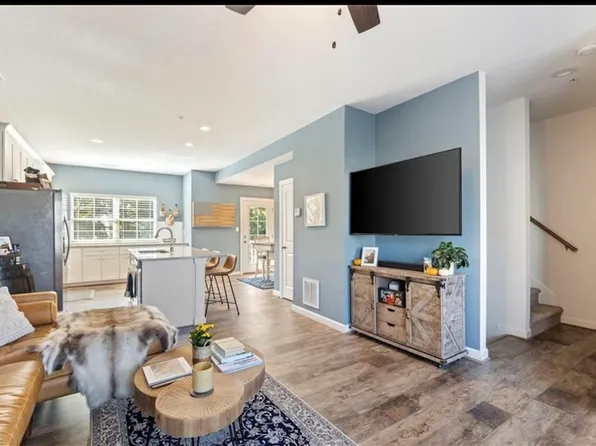 4305 Pinter Ln #4305, Norfolk, VA 23518