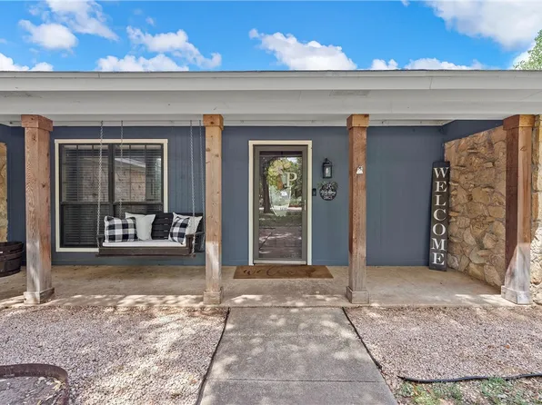 3109 Pioneer Cir, Woodway, TX 76712