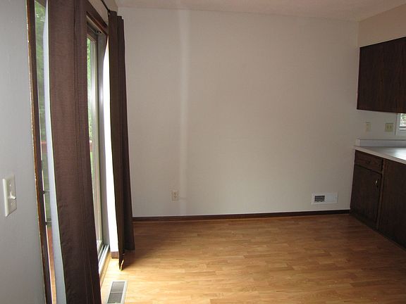 4th image of 7559 Immanuel Ave S