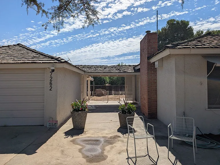7262 S Cedar Ave — Photo 25