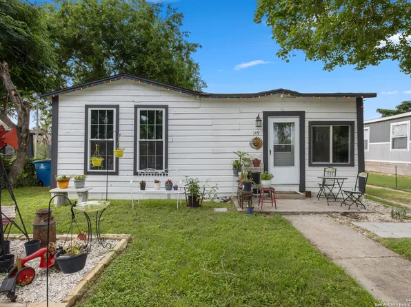 149 AVENUE G, Poteet, TX 78065