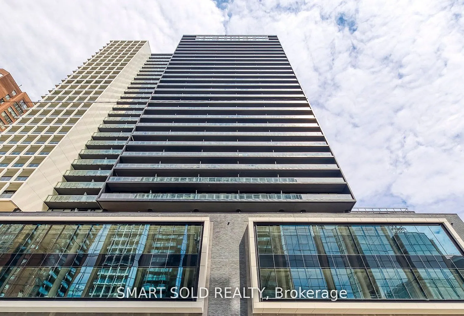 2 bed, $2,350 — Photo 2