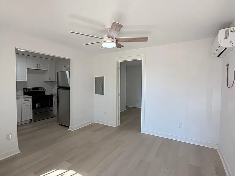 201 Lowery Dr #103 — Photo 10
