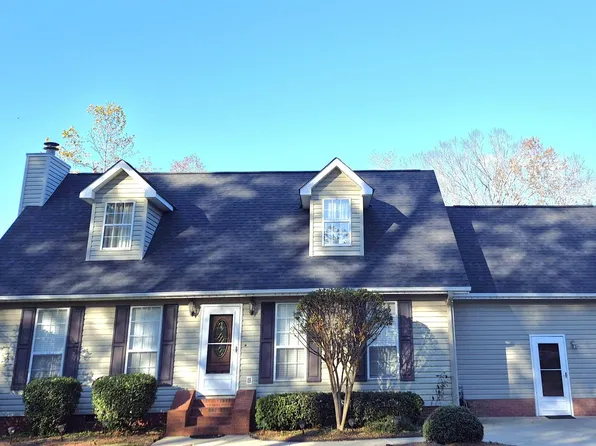 266 Lakewood Dr, Rainbow City, AL 35906