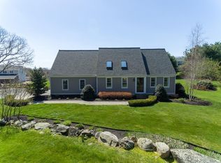 6 Valley Dr, Dartmouth, MA 02748