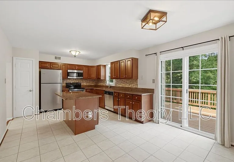 6591 Zoysia Ct — Photo 16