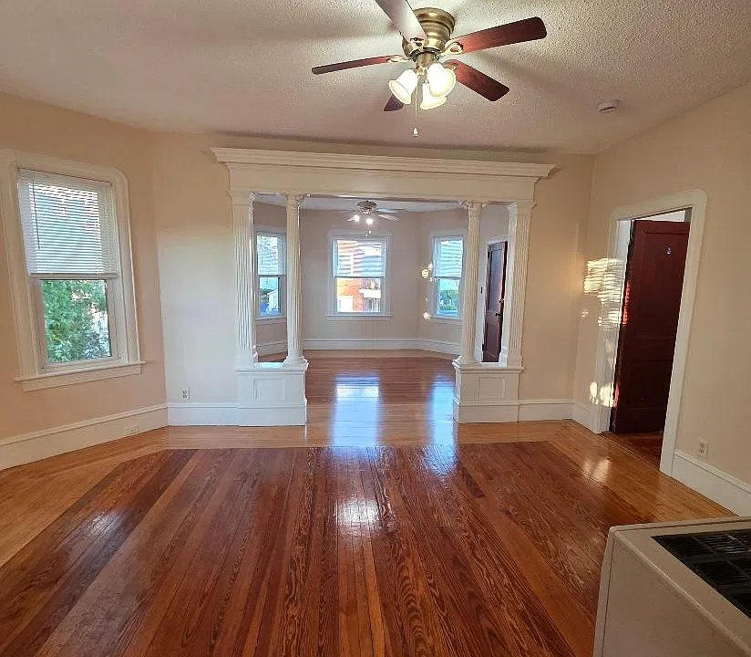 61 Barre St #2