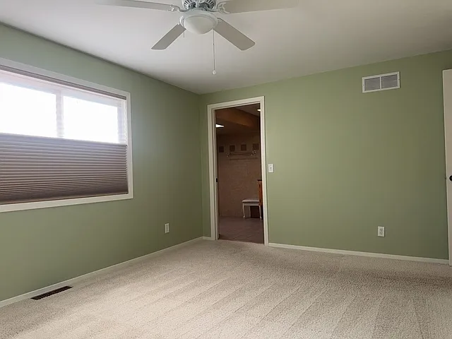 3829 Eastway Dr — Photo 24