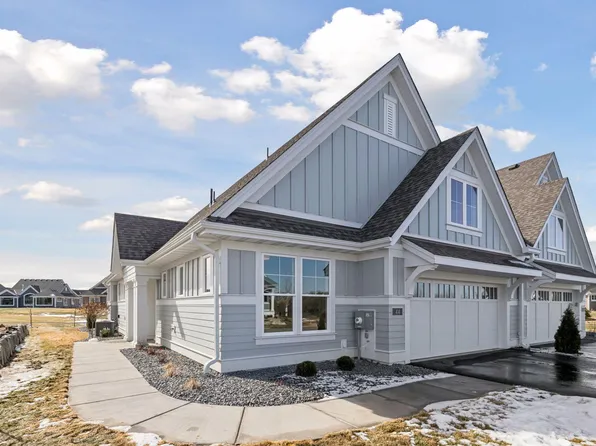 48 Spring Farm Rd, North Oaks, MN 55127